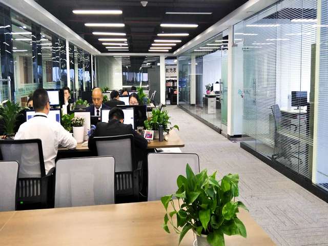 连云港装卸货月台护栏特点